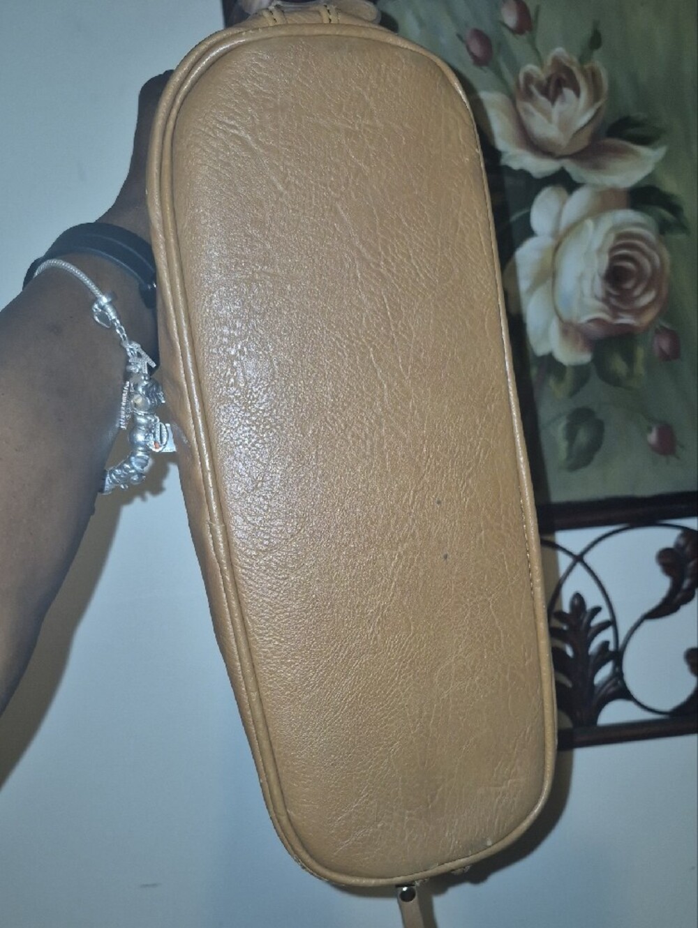 Bueno Large Floral Pattern Tan Accent Women's Satchel - Picture 3 of 3